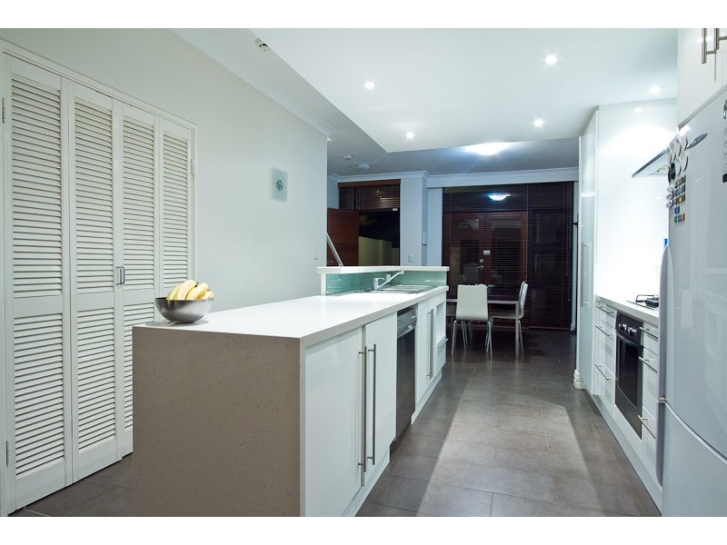 12/2 Quintilian Road, Mount Claremont WA 6010