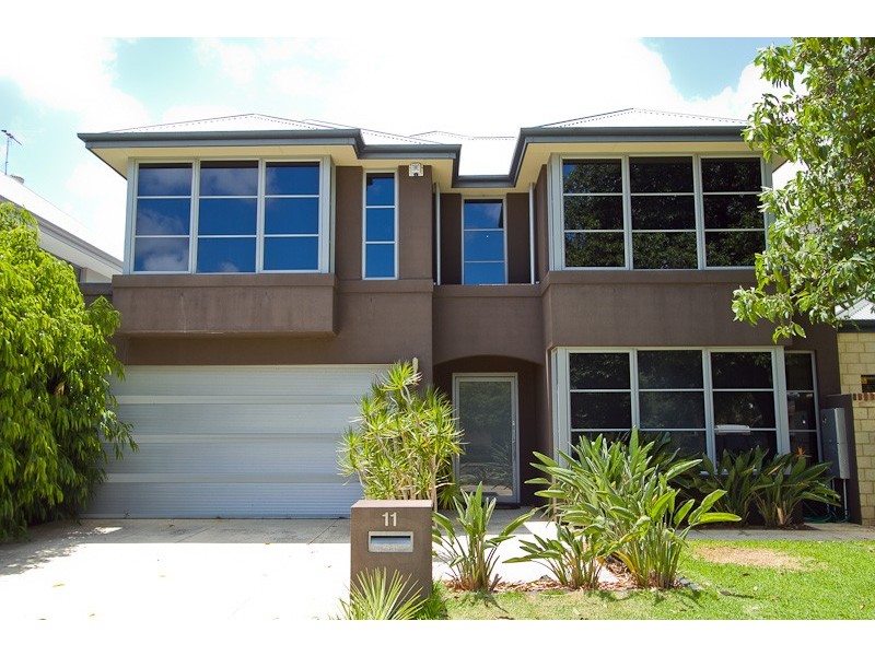 11 Strickland Road, Ardross WA 6153