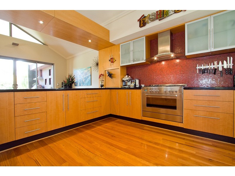 11 Strickland Road, Ardross WA 6153