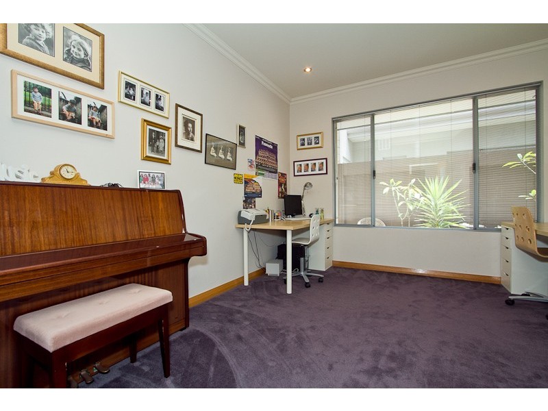 11 Strickland Road, Ardross WA 6153