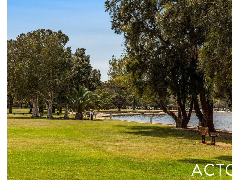 3/28 The Avenue, Crawley WA 6009