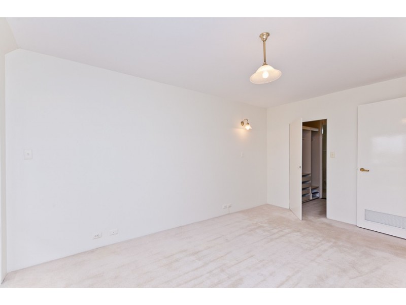 5/22 The Avenue, Crawley WA 6009