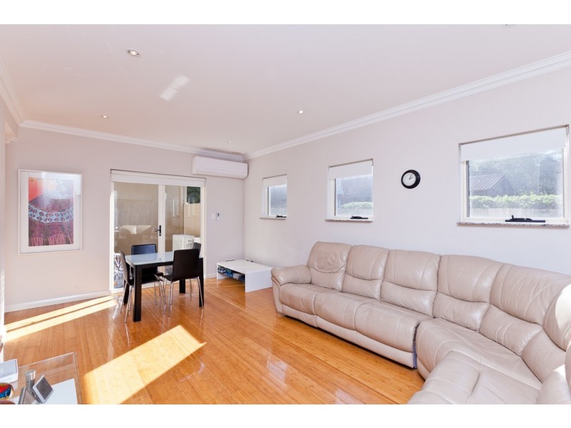 1/141 Fairway, Crawley WA 6009
