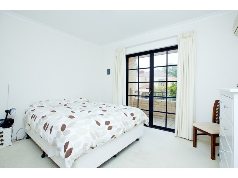 8/116 Matheson Road, Applecross WA 6153