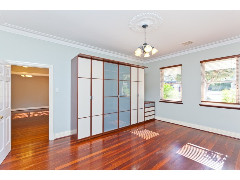 126 Victoria Street, Mosman Park WA 6012