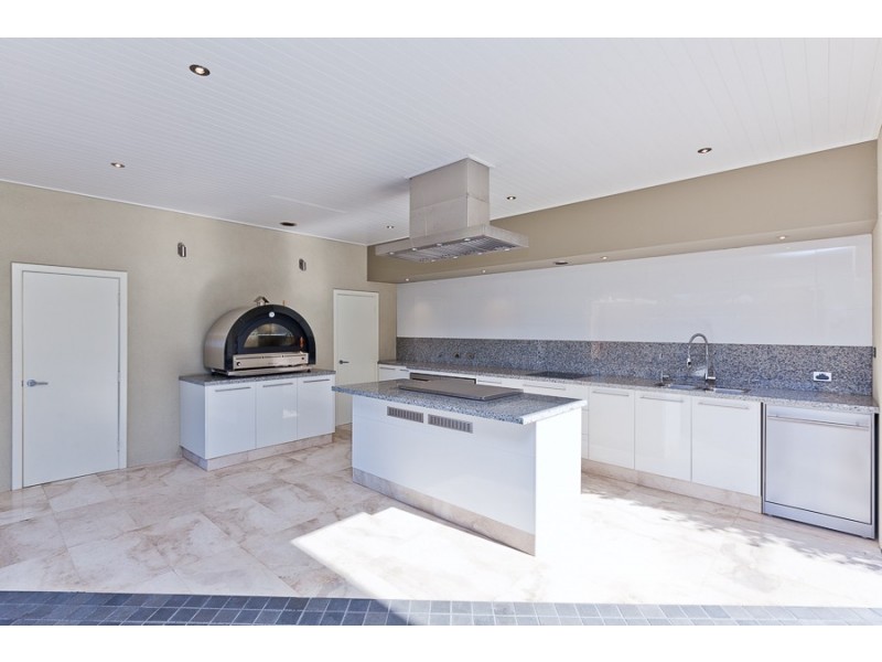 126 Victoria Street, Mosman Park WA 6012