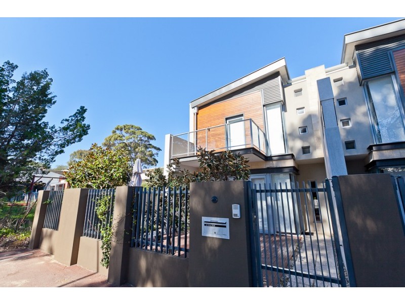 11 Clive Road, Cottesloe WA 6011