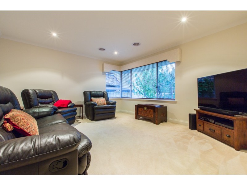 38 Minora Road, Dalkeith WA 6009