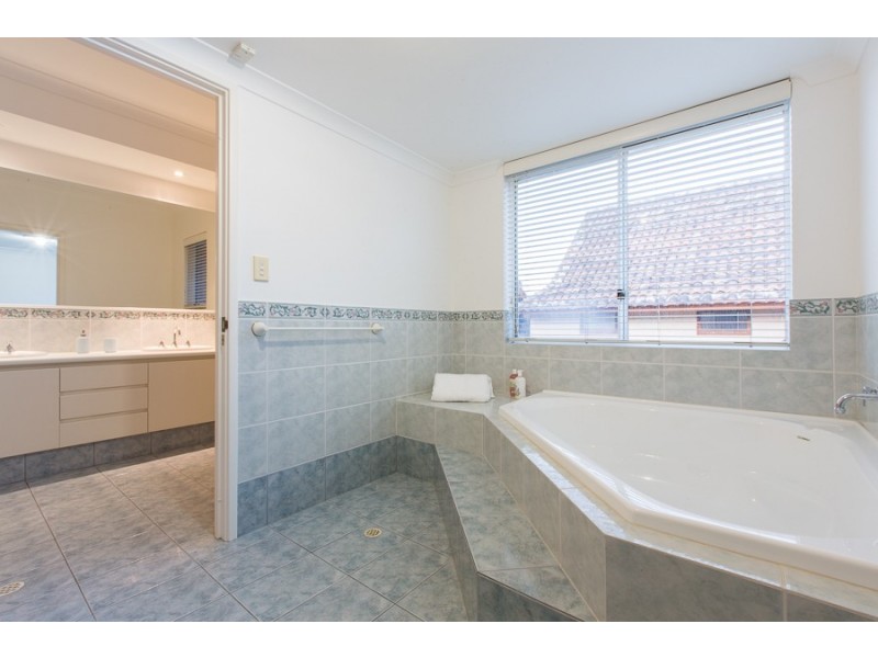 38 Minora Road, Dalkeith WA 6009