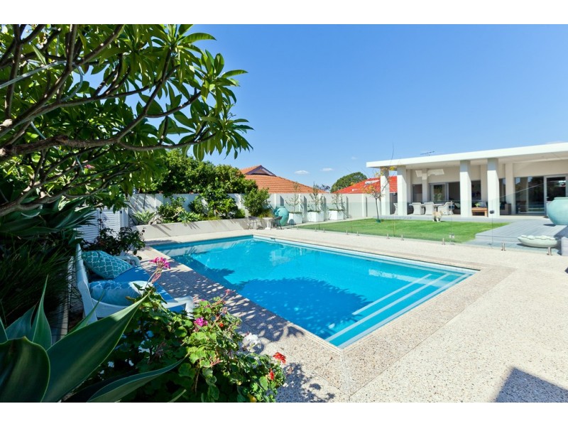 60 Evandale Street, Floreat WA 6014