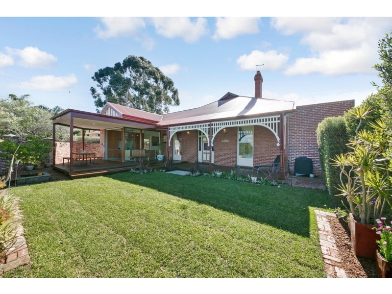 152A Ninth Avenue, Inglewood WA 6052