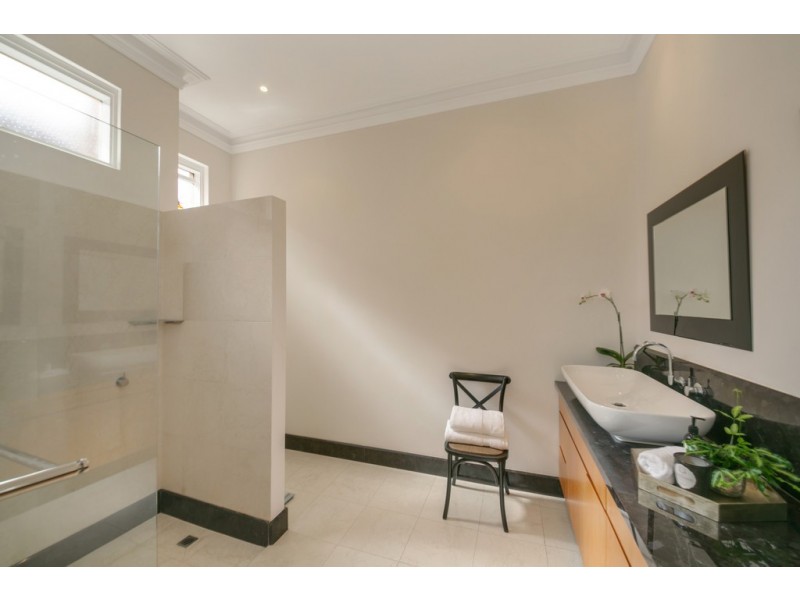 152A Ninth Avenue, Inglewood WA 6052