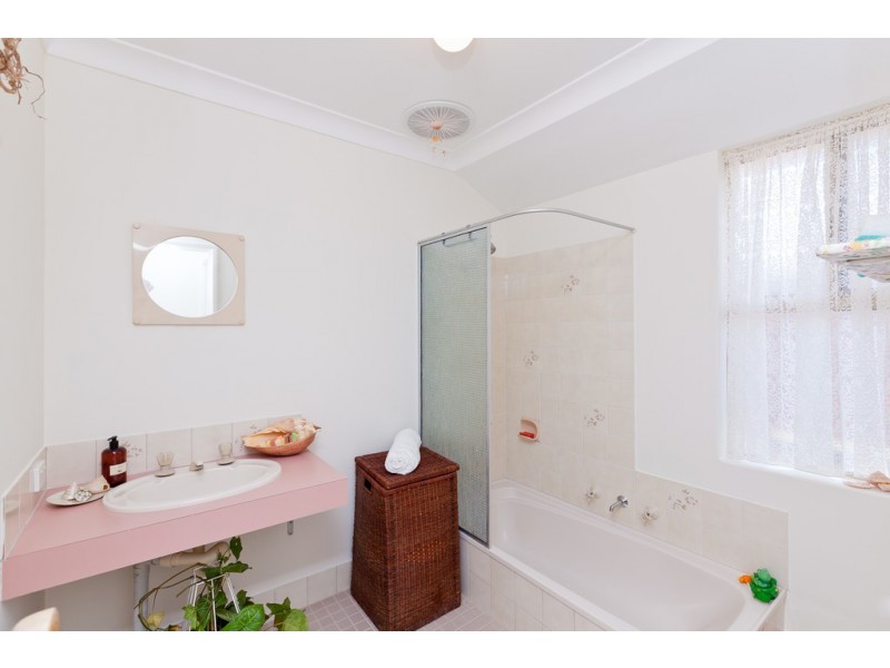 2 Wendowie Place, Serpentine WA 6125