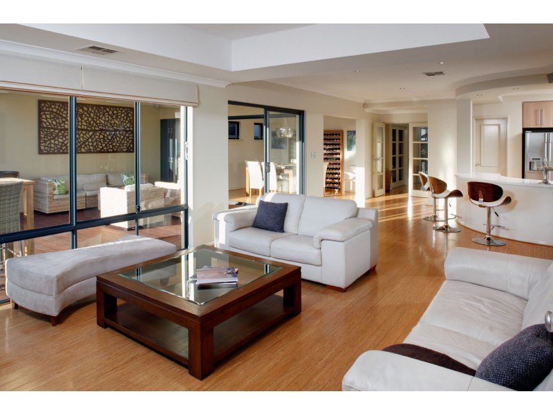 41 Cassidae Terrace, Karrinyup WA 6018