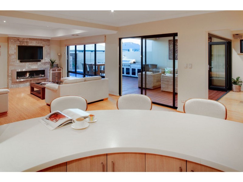 41 Cassidae Terrace, Karrinyup WA 6018