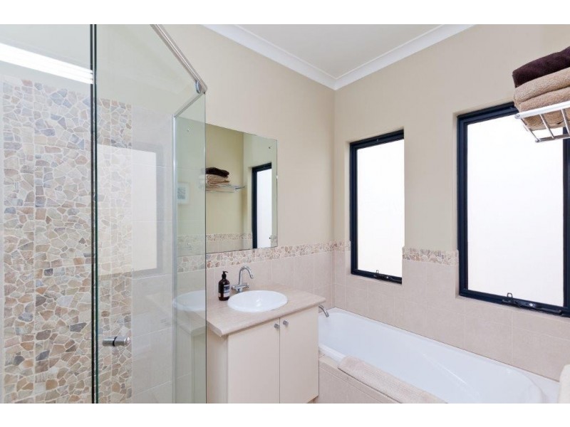 41 Cassidae Terrace, Karrinyup WA 6018