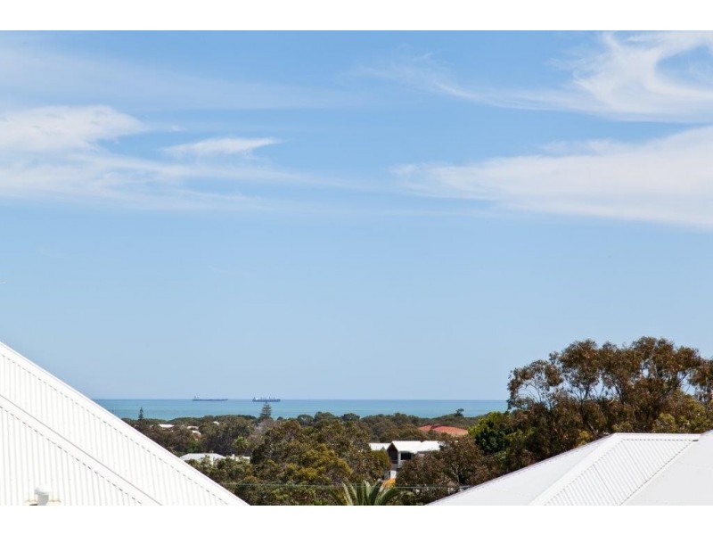 41 Cassidae Terrace, Karrinyup WA 6018