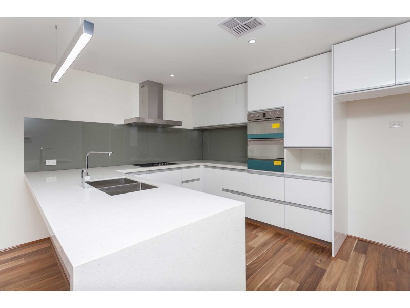 2/28 Stadium Drive, Floreat WA 6014