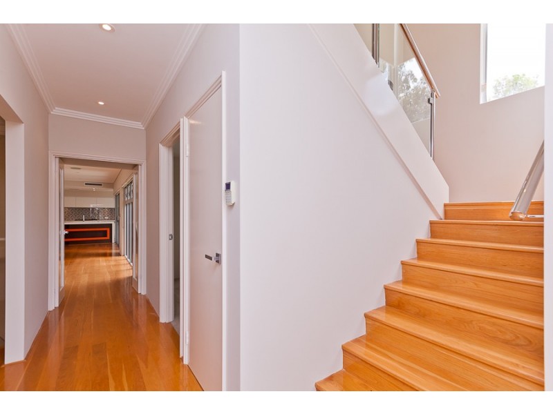 13 Pinnata Mews, Churchlands WA 6018