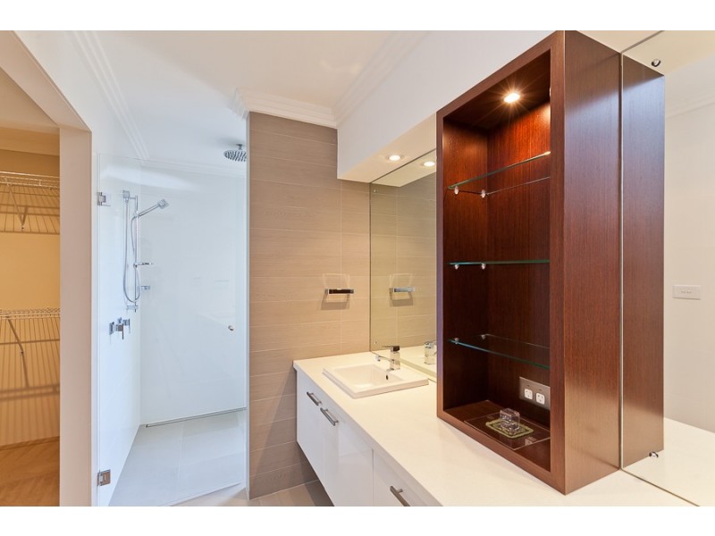 13 Pinnata Mews, Churchlands WA 6018