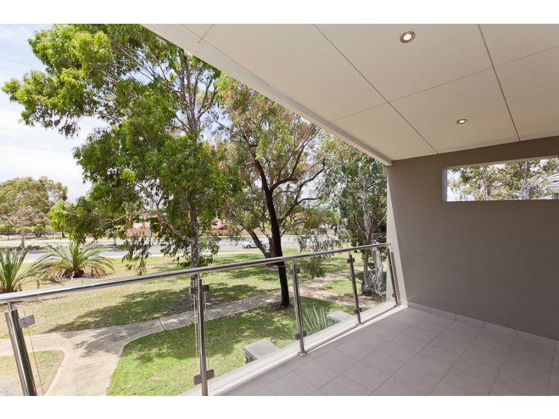 13 Pinnata Mews, Churchlands WA 6018