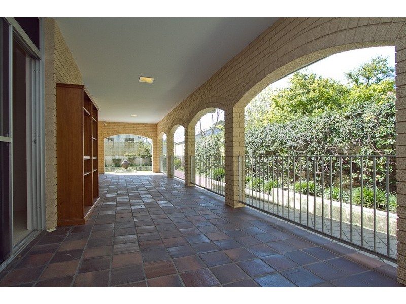 31 Irvine Street, Peppermint Grove WA 6011