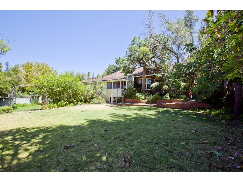 131 Circe Circle, Dalkeith WA 6009