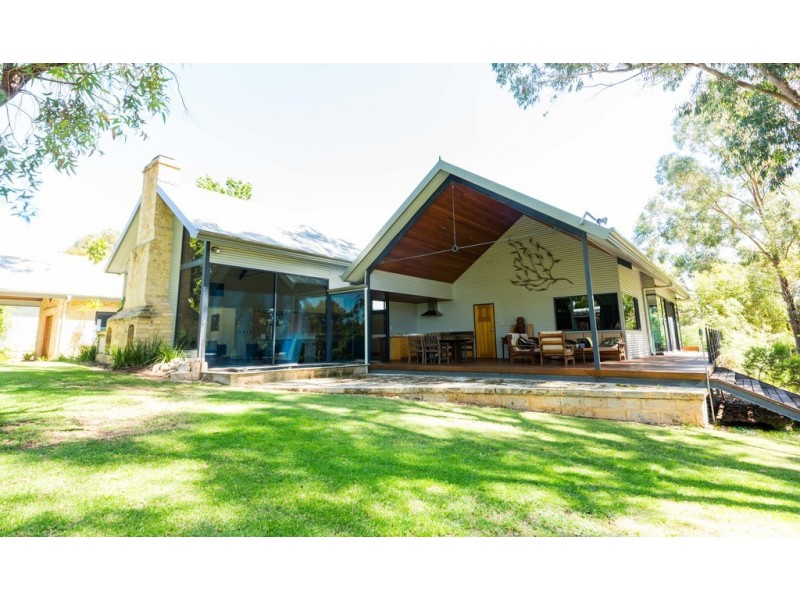 922 Eighty Road, Baldivis WA 6171