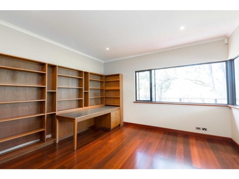 922 Eighty Road, Baldivis WA 6171
