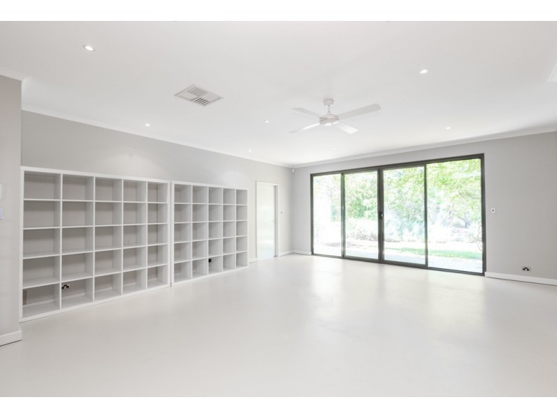 922 Eighty Road, Baldivis WA 6171
