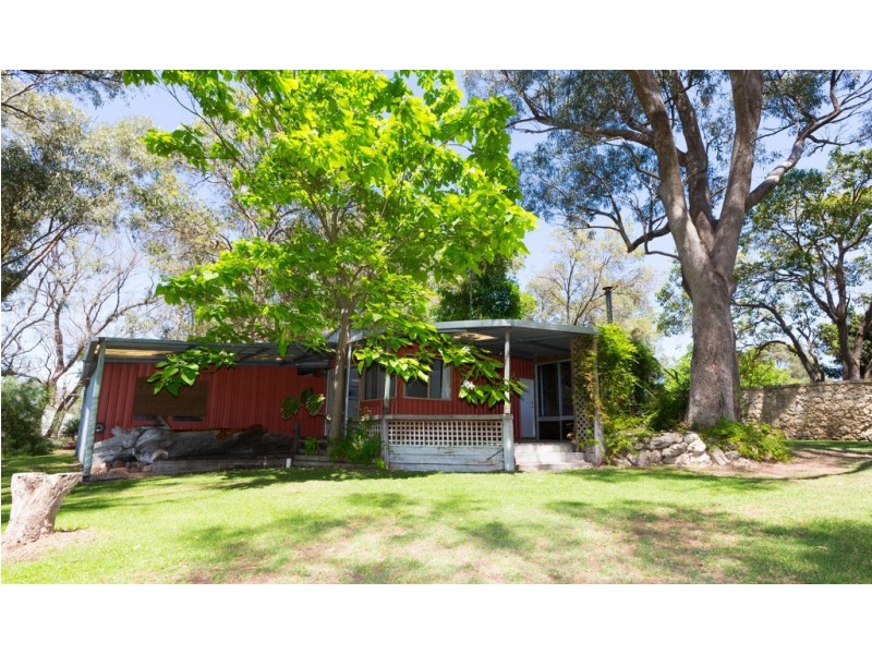 922 Eighty Road, Baldivis WA 6171