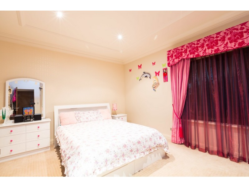 82 Philip Road, Dalkeith WA 6009