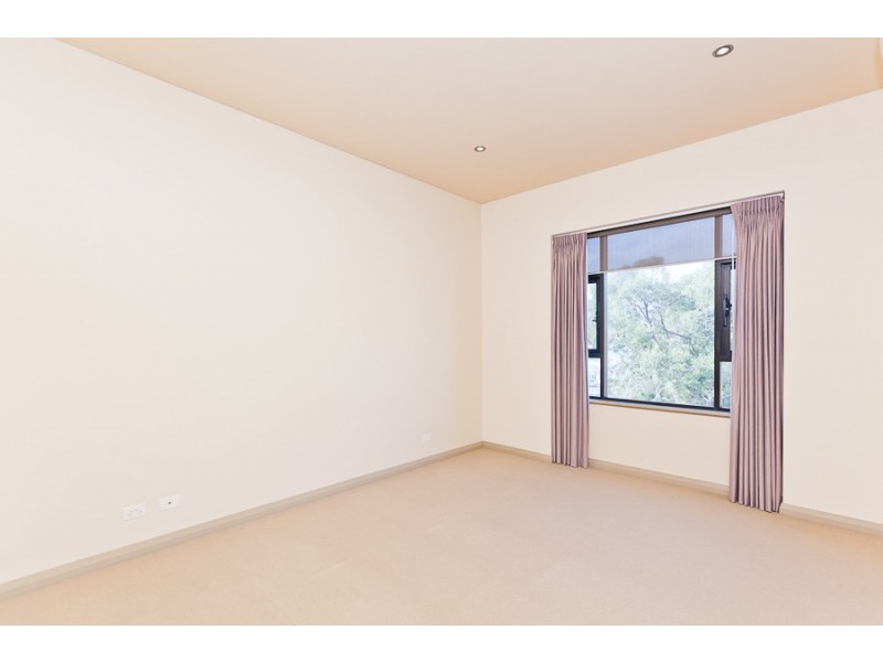 10/74 Cantonment Street, Fremantle WA 6160