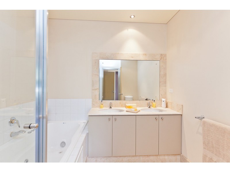 10/74 Cantonment Street, Fremantle WA 6160