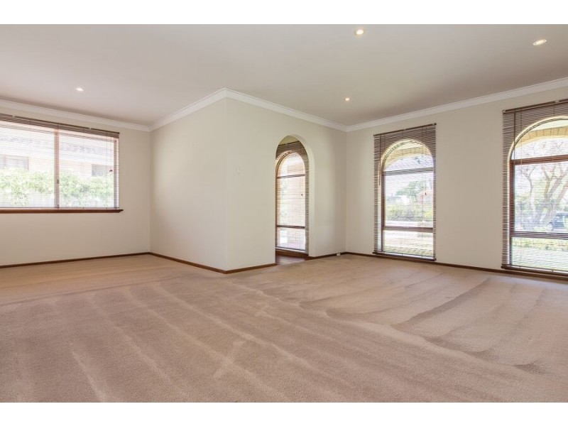 14 Genesta Crescent, Dalkeith WA 6009