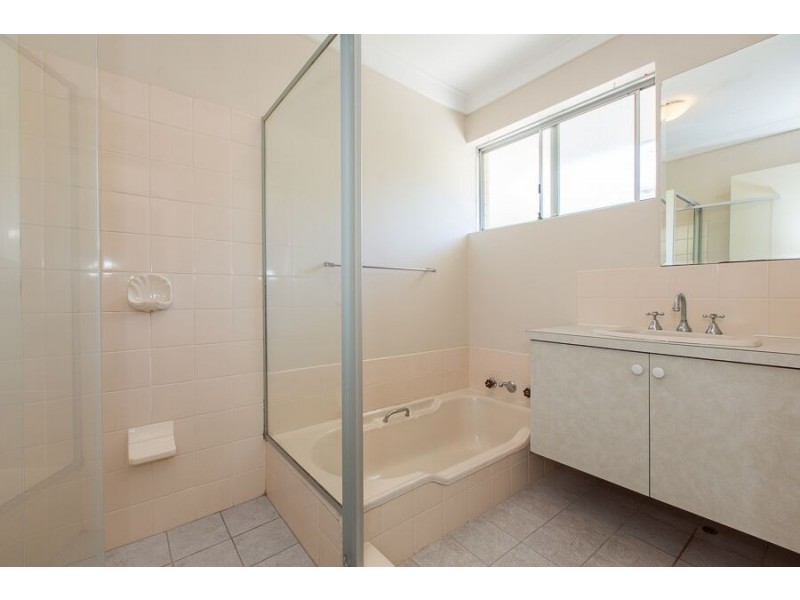 14 Genesta Crescent, Dalkeith WA 6009