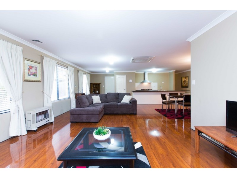 44 Colesbrook Drive, Byford WA 6122