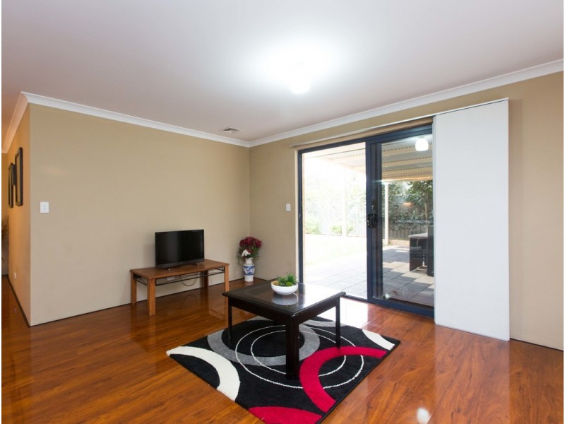 44 Colesbrook Drive, Byford WA 6122