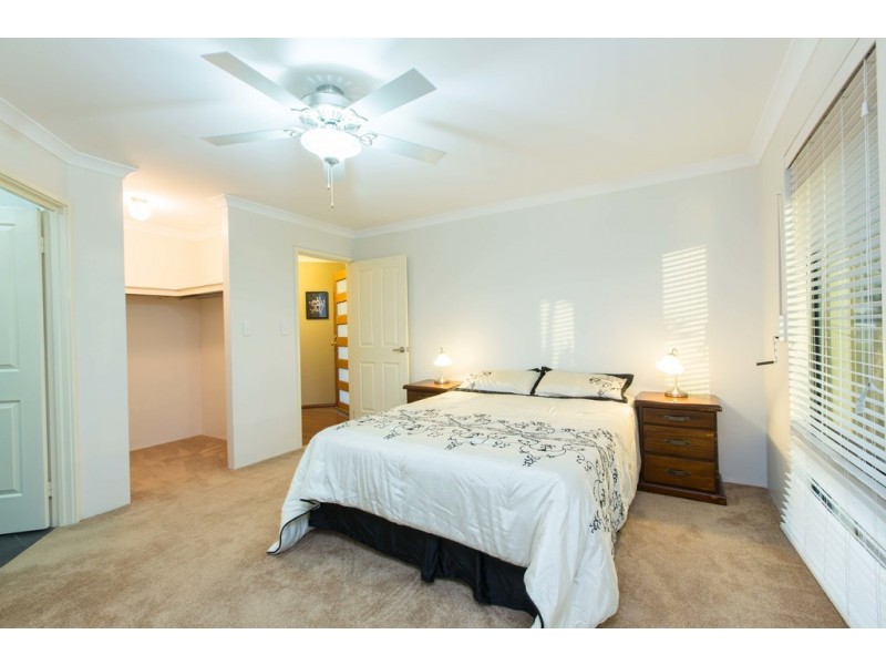 44 Colesbrook Drive, Byford WA 6122