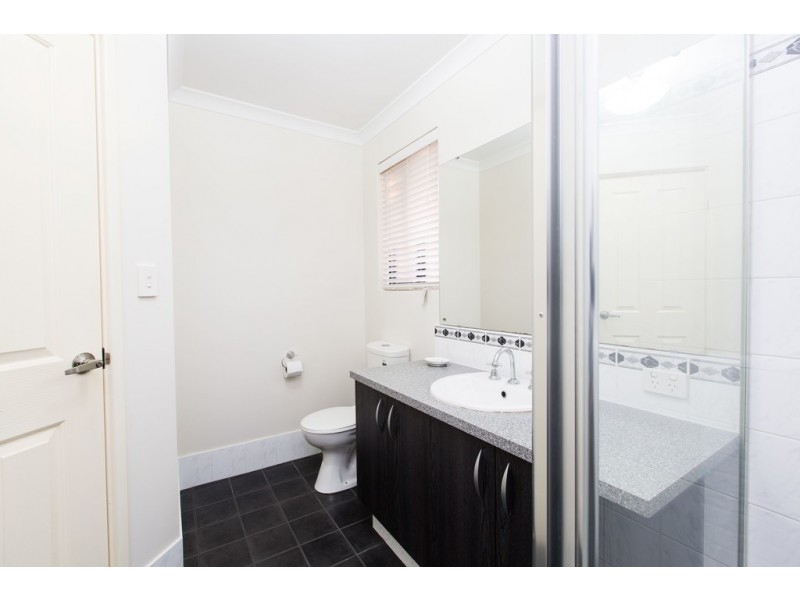 44 Colesbrook Drive, Byford WA 6122