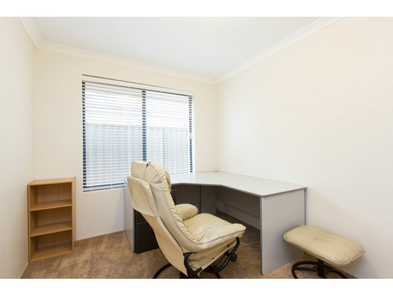 44 Colesbrook Drive, Byford WA 6122