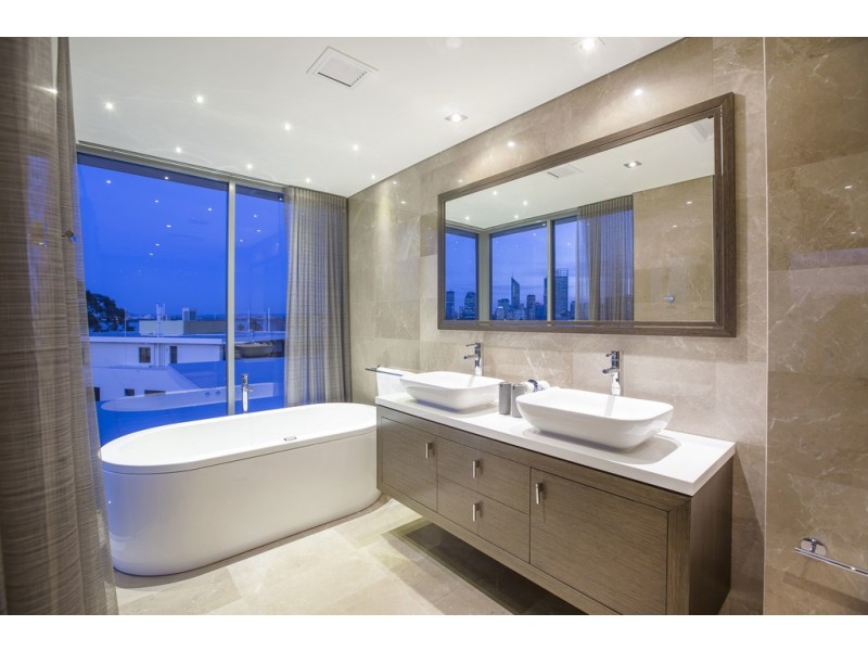 2/5 Ferry Street, South Perth WA 6151