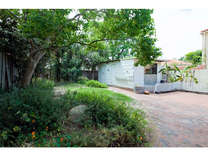 32 Broome Street, Cottesloe WA 6011