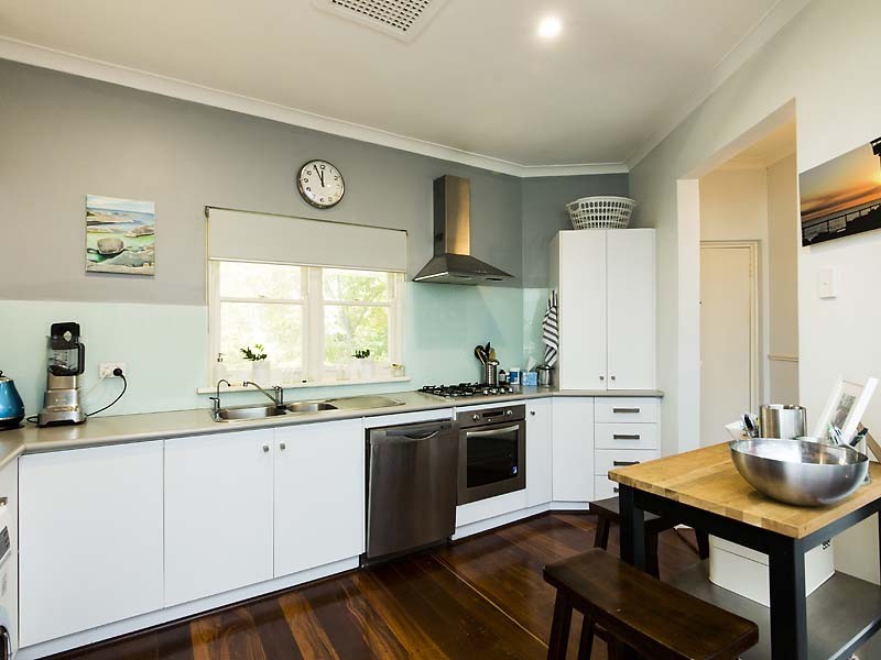 8/451 Stirling Highway, Cottesloe WA 6011