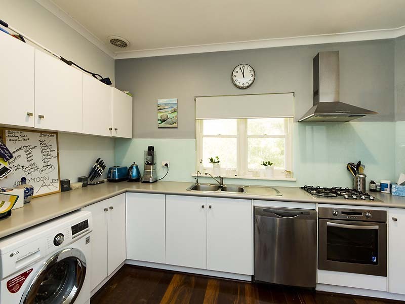 8/451 Stirling Highway, Cottesloe WA 6011