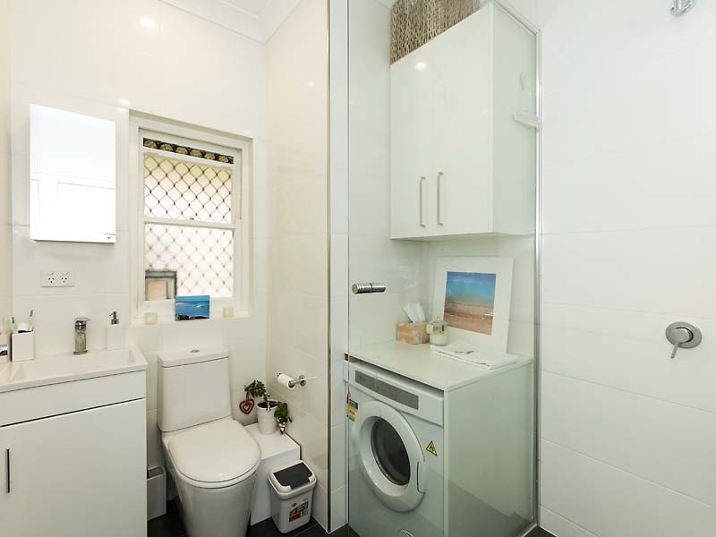 8/451 Stirling Highway, Cottesloe WA 6011