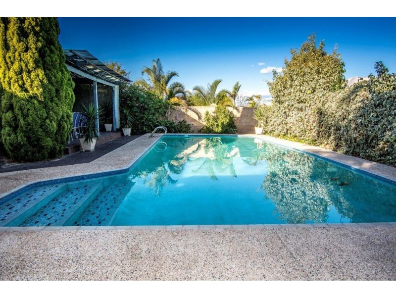 10 Woodrow Avenue, Yokine WA 6060