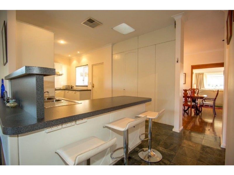 10 Woodrow Avenue, Yokine WA 6060