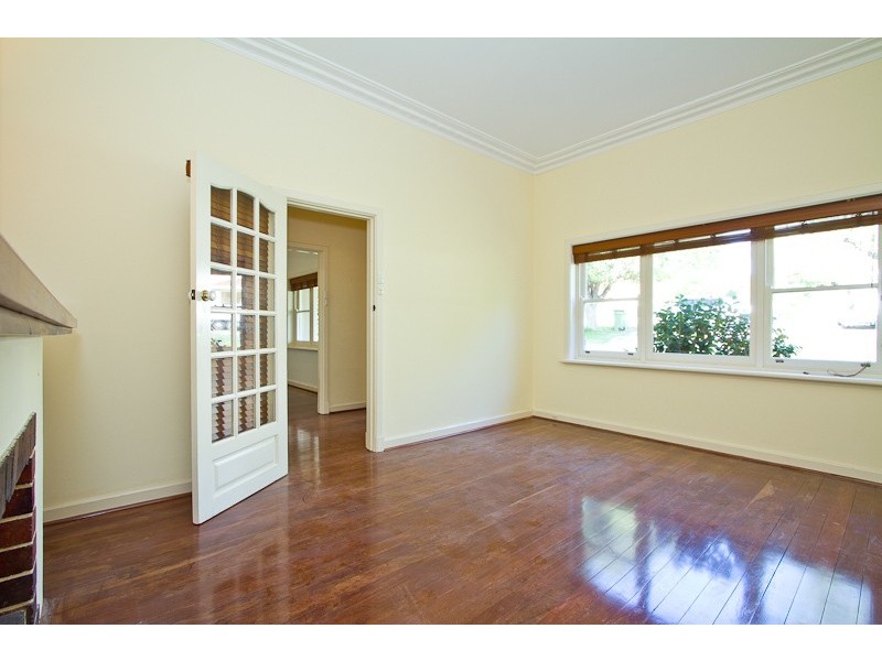 5 Stephanie Street, Dalkeith WA 6009