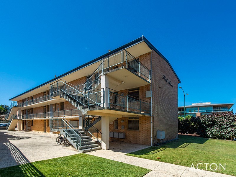 8/28 The Avenue, Crawley WA 6009